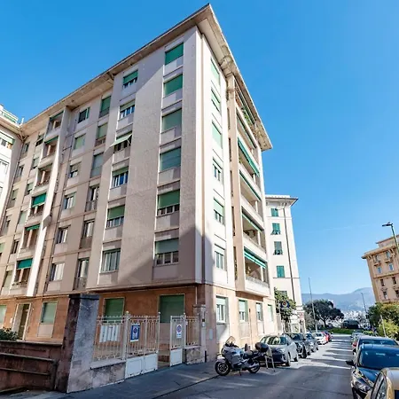 Joivy Cute Flat With Terrace *