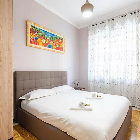 Joivy Cute Flat With Terrace Apartment