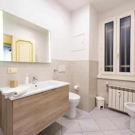 Apartment Joivy Cute Flat With Terrace Genoa