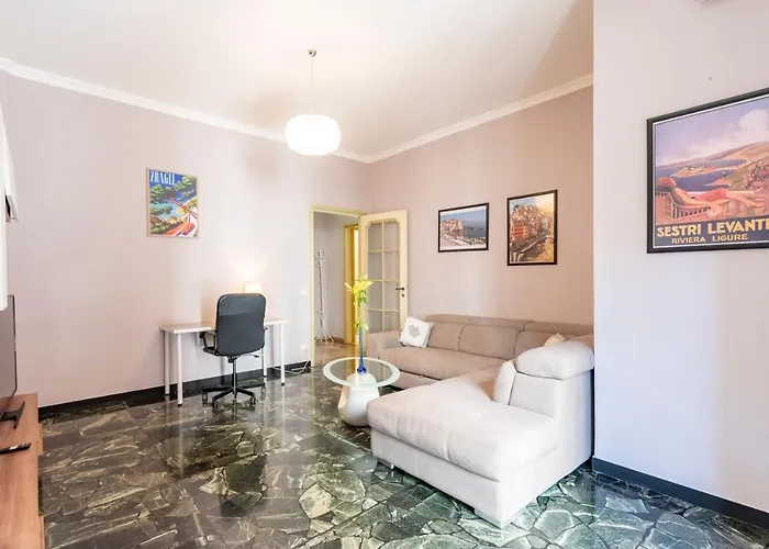 Joivy Cute Flat With Terrace דירה ג'נובה