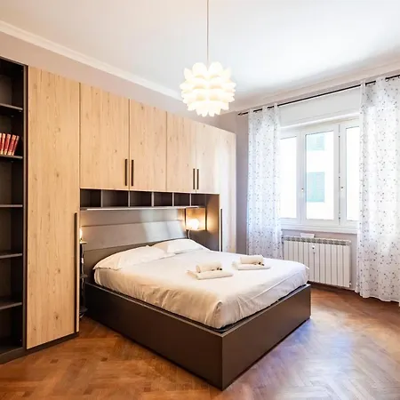 Joivy Cute Flat With Terrace 아파트